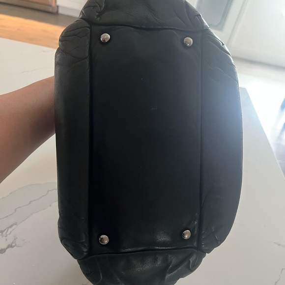 CHANEL Black Leather Handbag with Silver Details - Picture 4 of 13